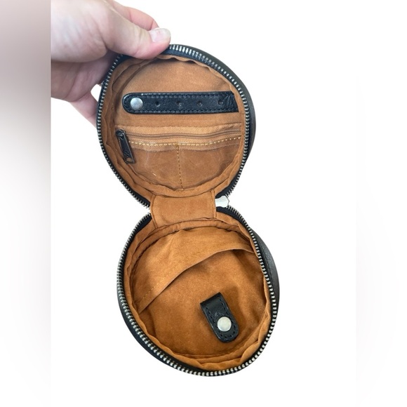 Patricia Nash DIAMANTE Round Zip Jewelry Case LAPIS - Picture 6 of 9